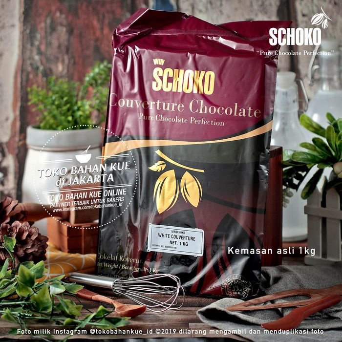 

Schoko WHITE Couverture Chocolate 1kg Cokelat Baking Coklat Putih Susu