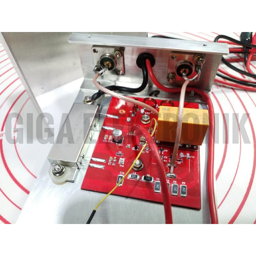 BOSTER HT VHF 144MHZ 80-120 WATT FINAL RA80H1415M1