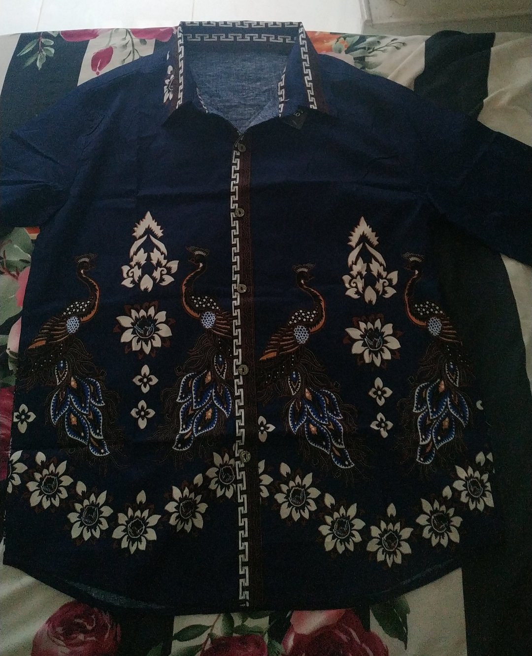 Maja - Long Aden Shirt / Kemeja Batik Lengan Panjang Pria