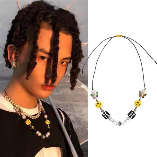 Wu Yifan Asap Rocky Yang Sama niche Nasional Pasang Dadu Tengkorak Kupu-Kupu Mutiara Keramik smiley face Kalung