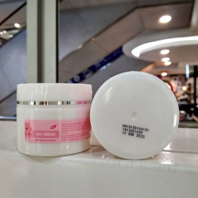 Day Cream Sakura larissa