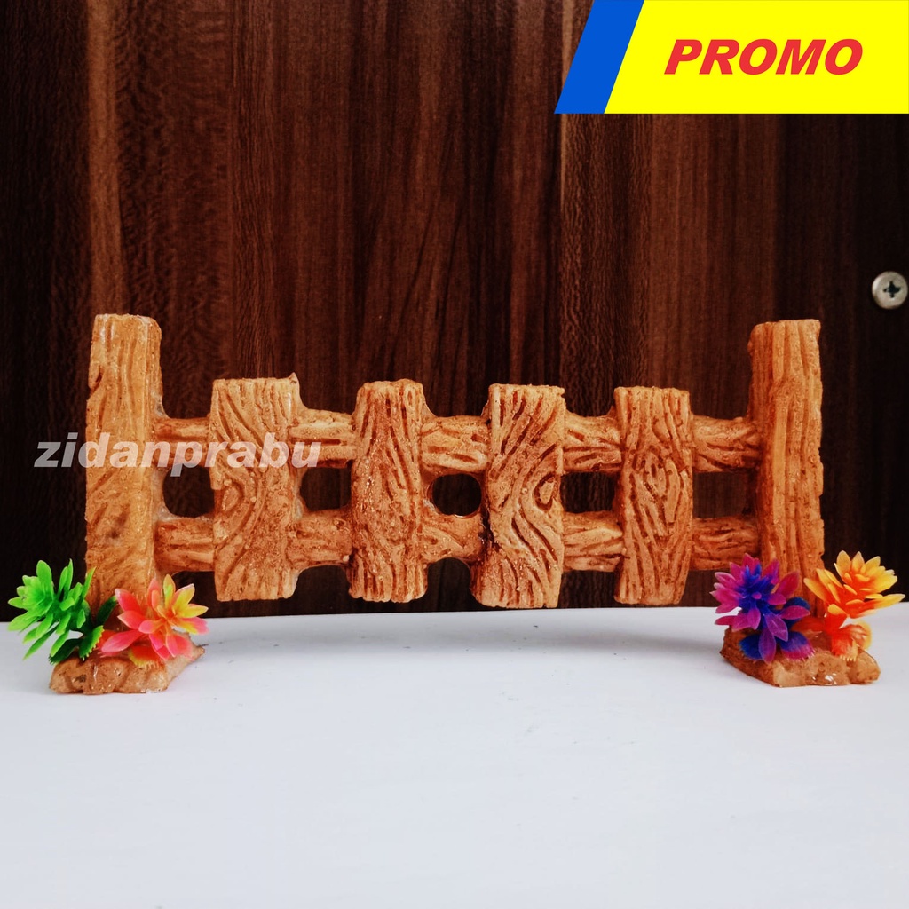 Hiasan aquarium fiber pagar kayu