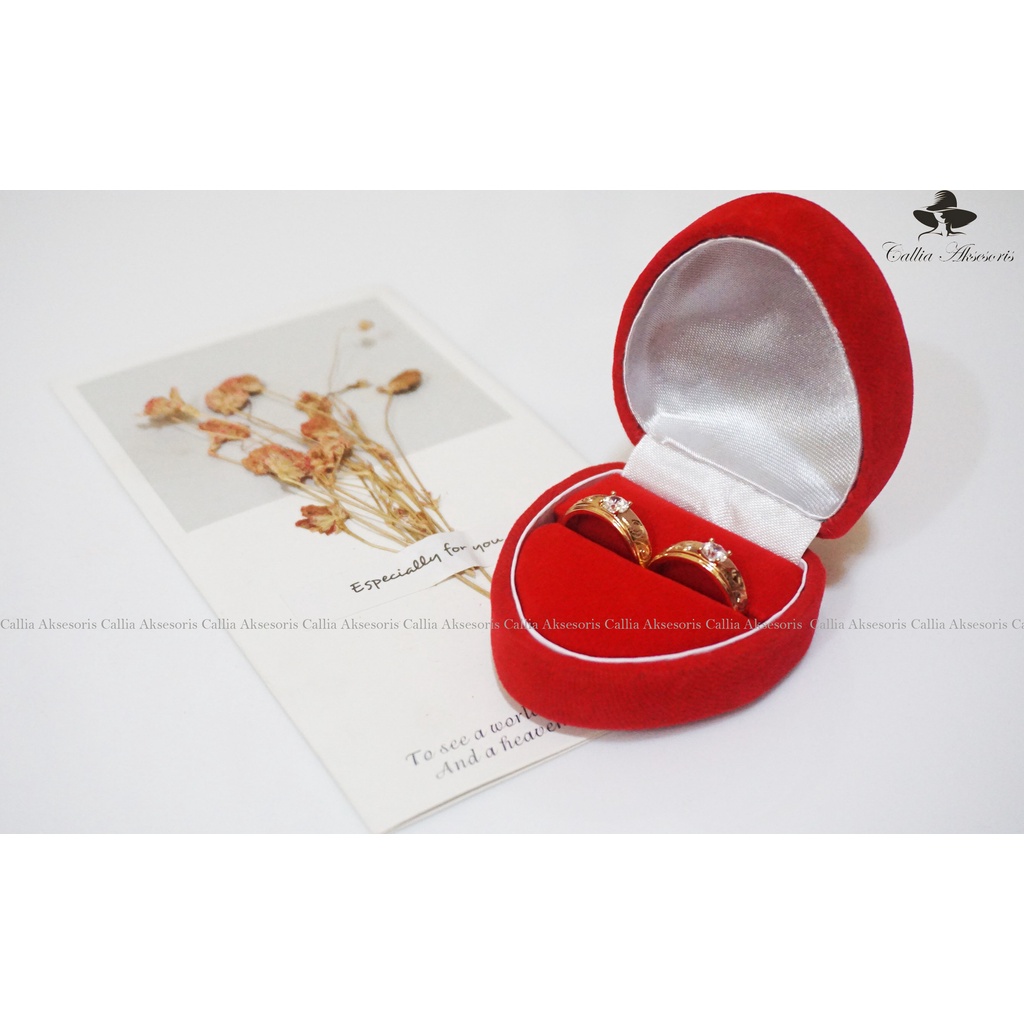 [Bayar ditempat] Kotak Cincin / Tempat 2 Cincin Bentuk Love