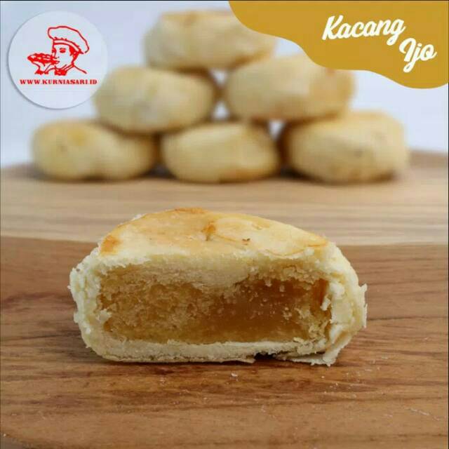 

Kue pia Basah dan kering Benteng per pak isi 10 pcs