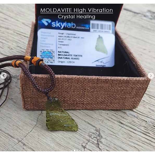 Kalung Liontin Moldavite High Vibration Stone Premium (LBP15)