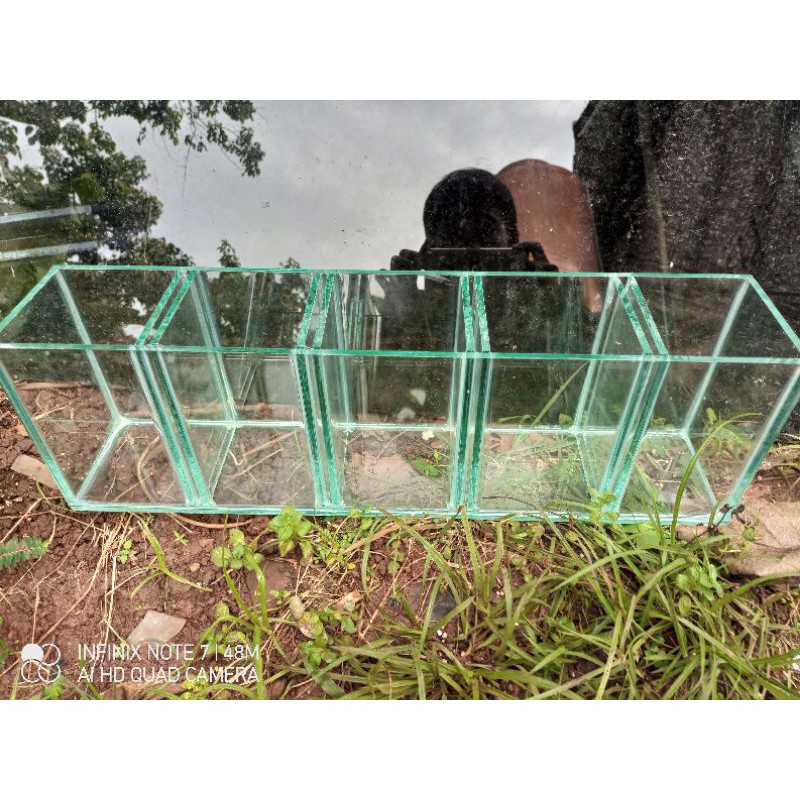 Aquarium soliter sekat 5 ruang/kamar ketebalan 5mm