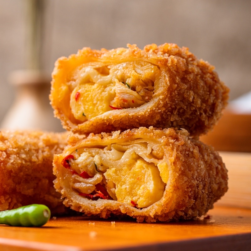 

Risoles Salted Egg Chicken isi 5