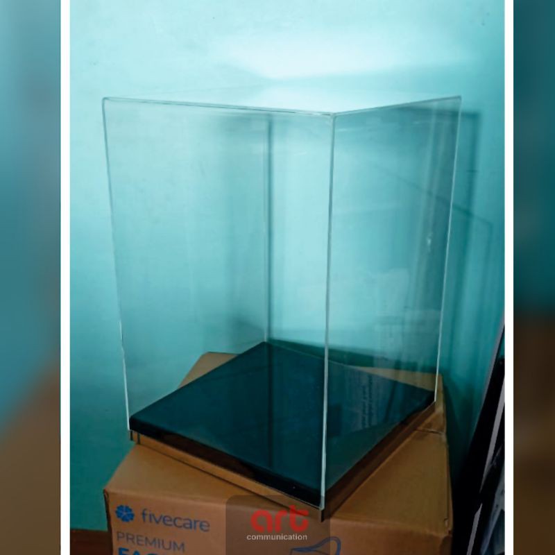 

Display Acrylic 30 x 30 x 40