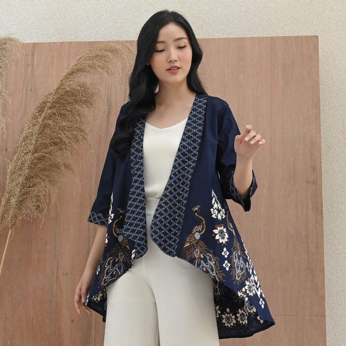 Maja - Blitar / Blazer Batik Wanita - Jumbo