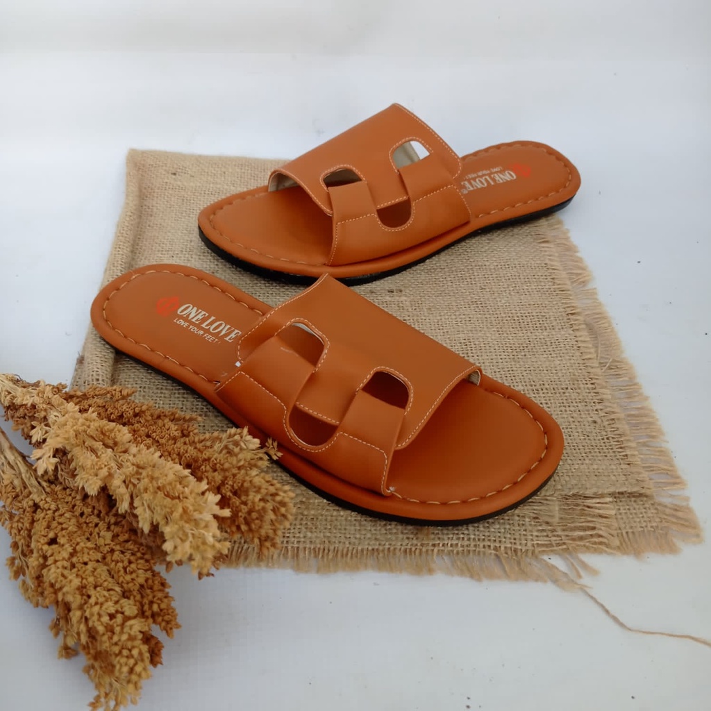 Sandal Wanita One Love | Sepatu Wanita | Fashion Wanita