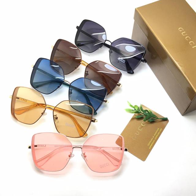 Kacamata Hitam Wanita Gucci 9979
