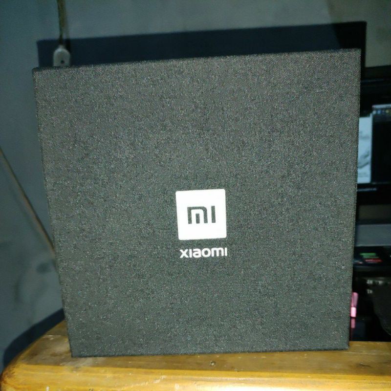 

Gift Box Xiaomi MI 10T series