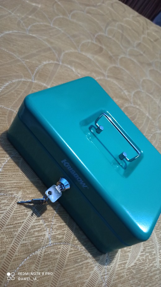 Krisbow Safety Box, Cash Box, Petty Cash, Tempat Uang Cash 25 Cm