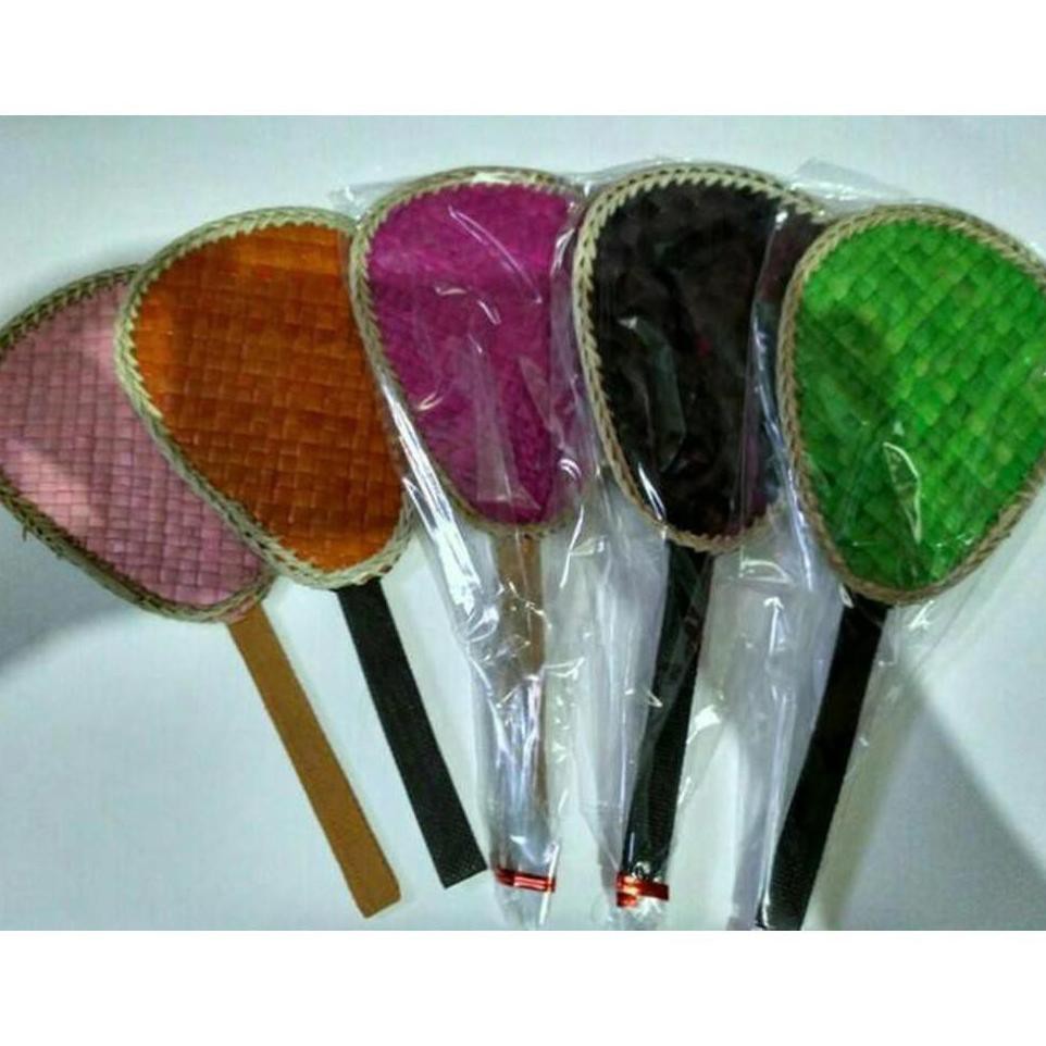 Souvenir pernikahan bermanfaat, souvenir pernikahan murah dan unik Souvenir Pernikahan Kipas Pandan