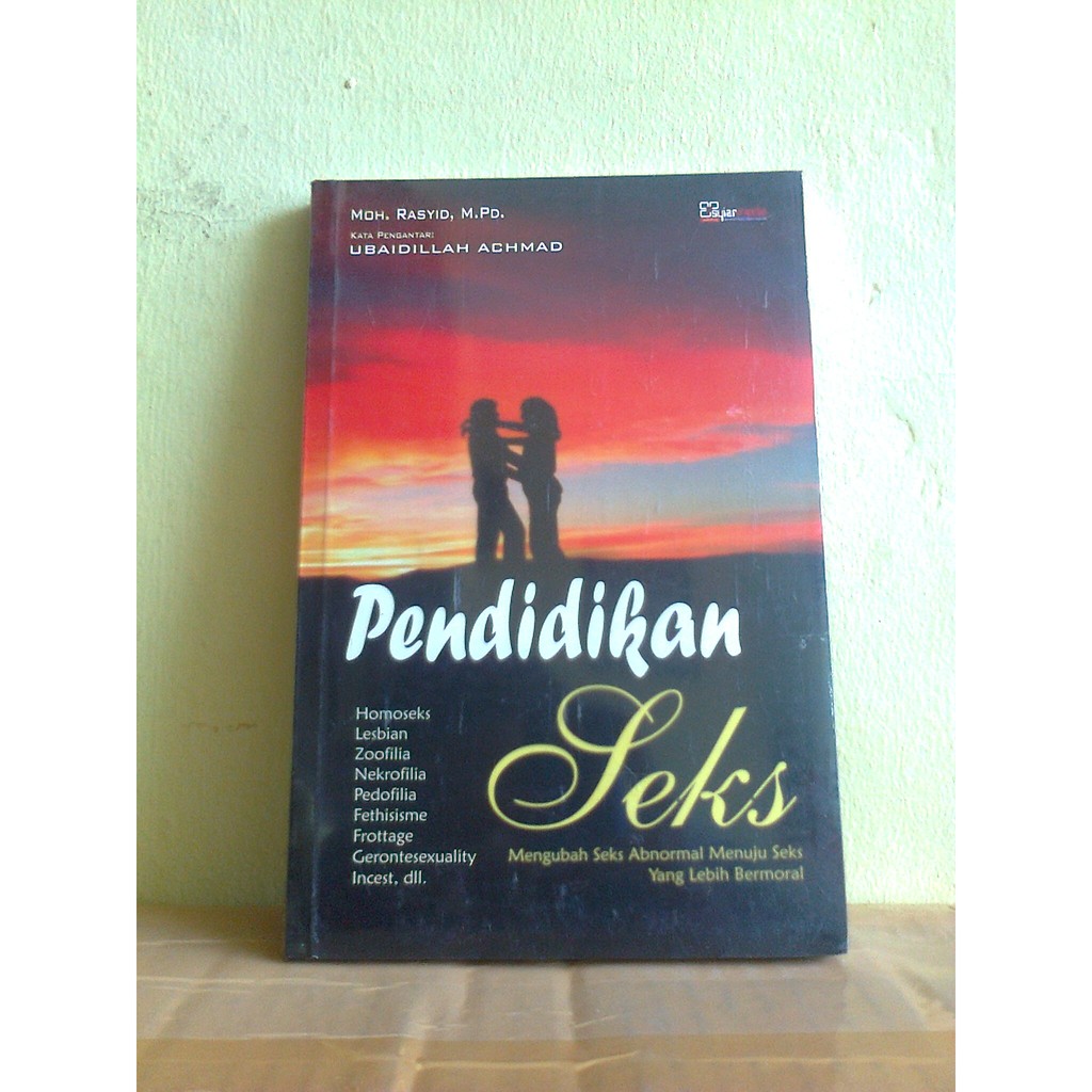 Buku Pendidikan Seks Cov-Hitam