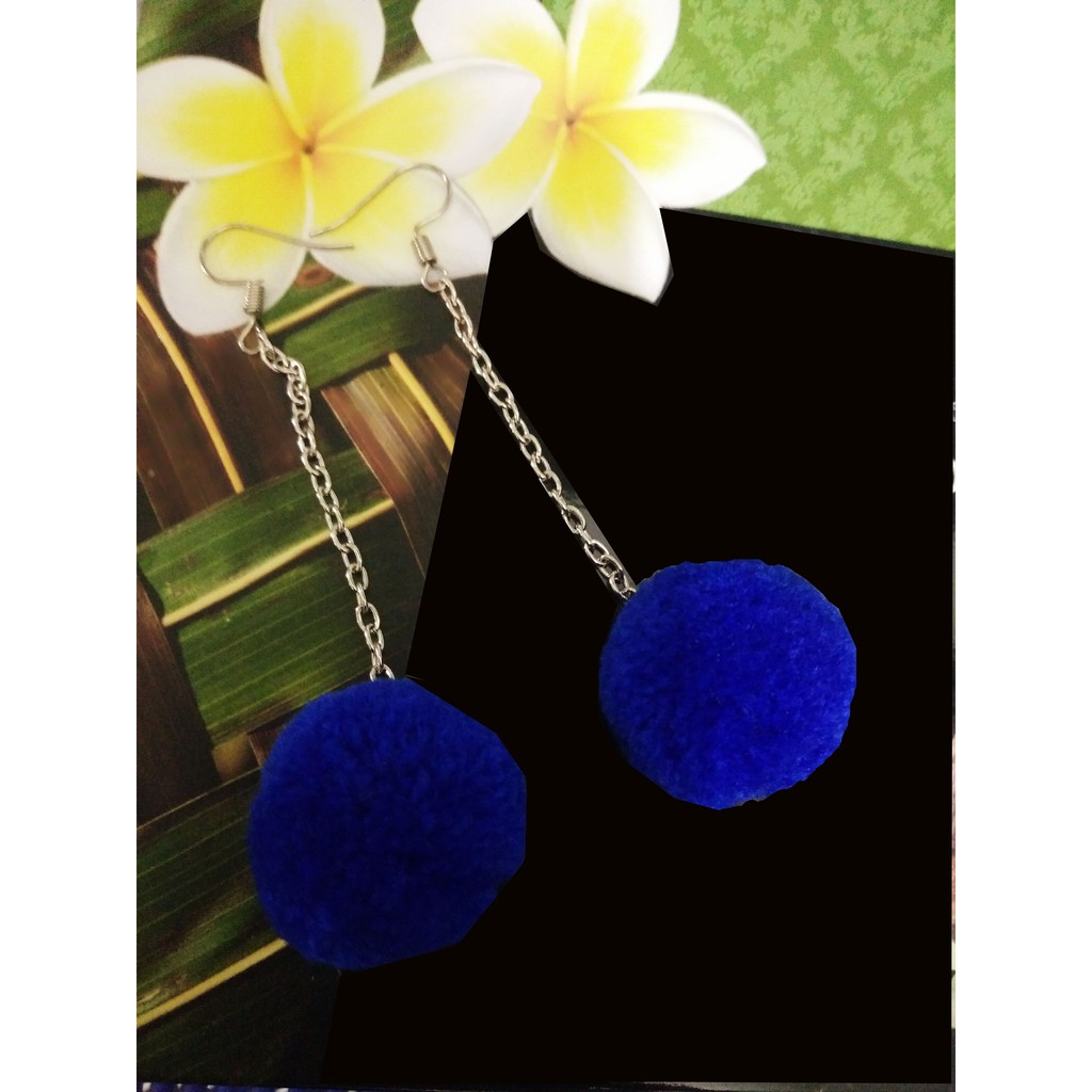 Anting pompom diameter 2cm Best Seller