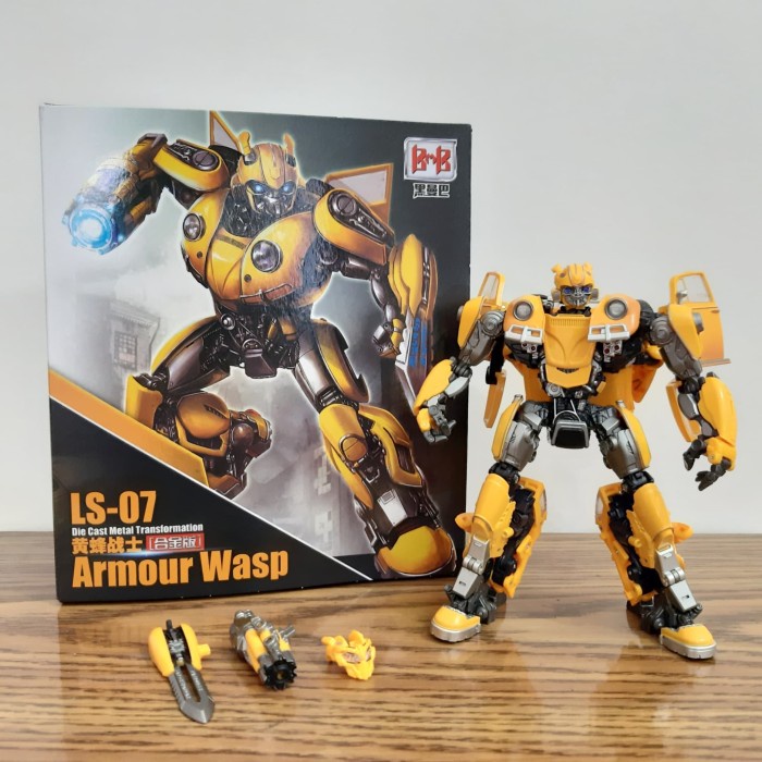 LS-07 LS07 Armour WASP BMB  Transformation TF Robot
