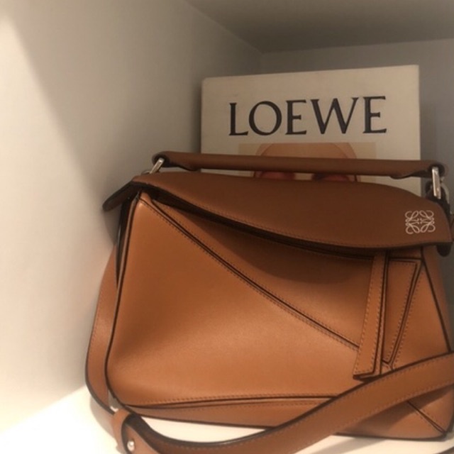 [PRELOVED] Loewe Puzzle Bag in Tan Size Small Mirror 1:1