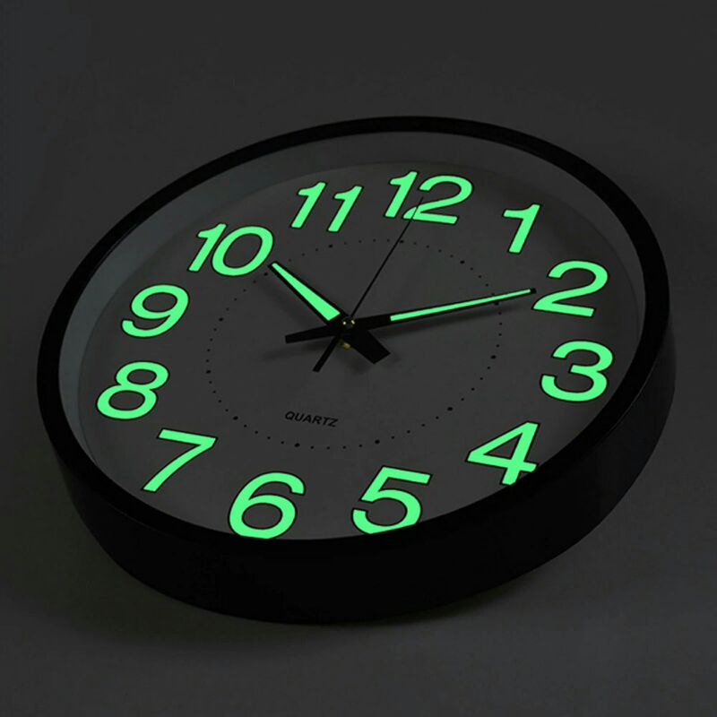 Jam Dinding BULAT Quartz Creative Design Luminous Glow In The Dark 30 Cm - MDB4 - Black/ White