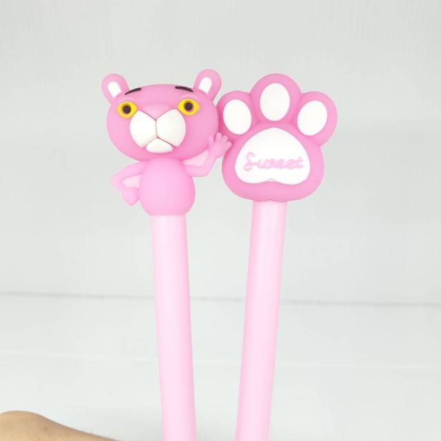 

Pulpen pink panther sepasang .