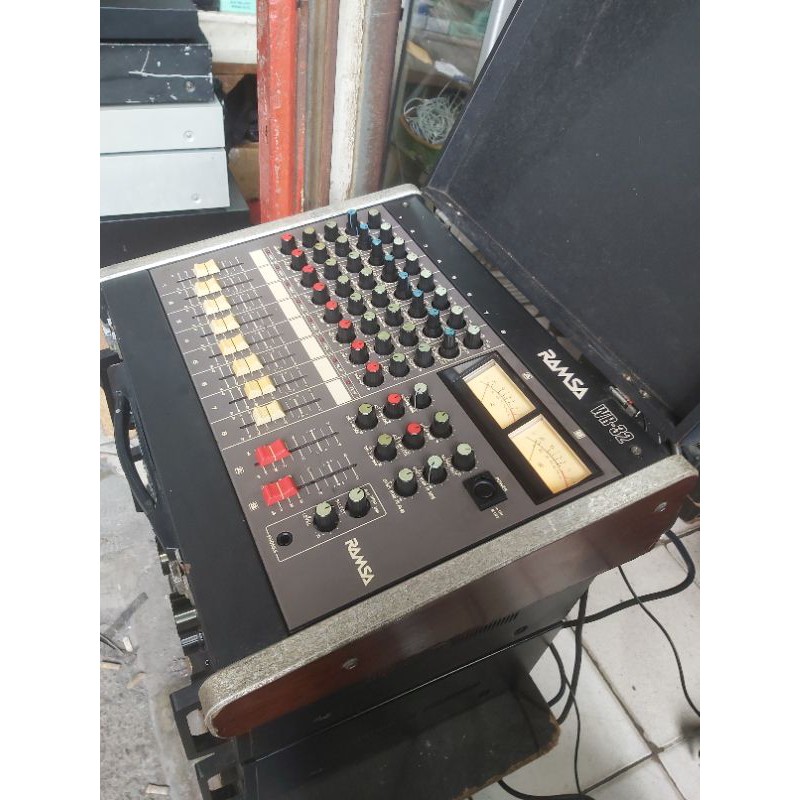 Mixer Ramsa WR-32