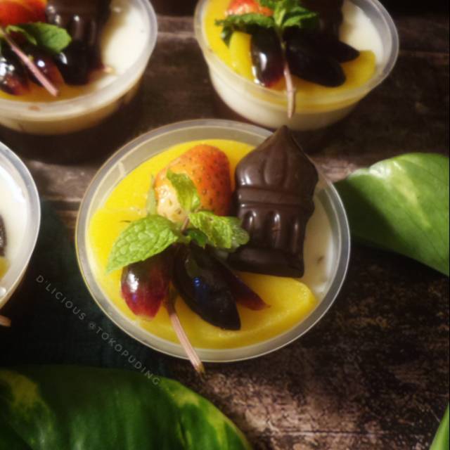 

Pudding in Cup ( Decorated )