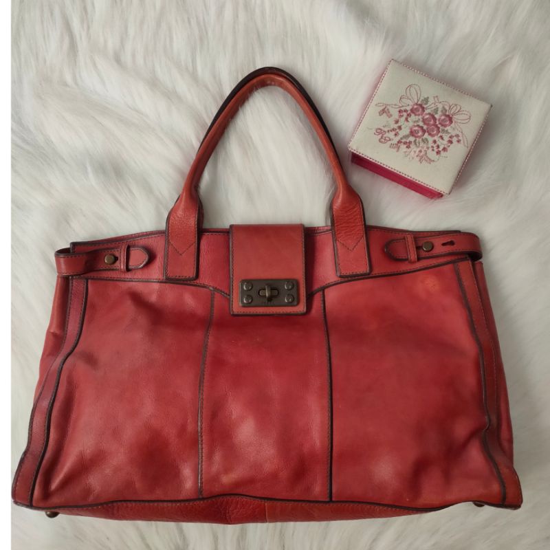 Fossil VRI red Turnlock large bag preloved Size L 45 T 31 Alas 10 Cm