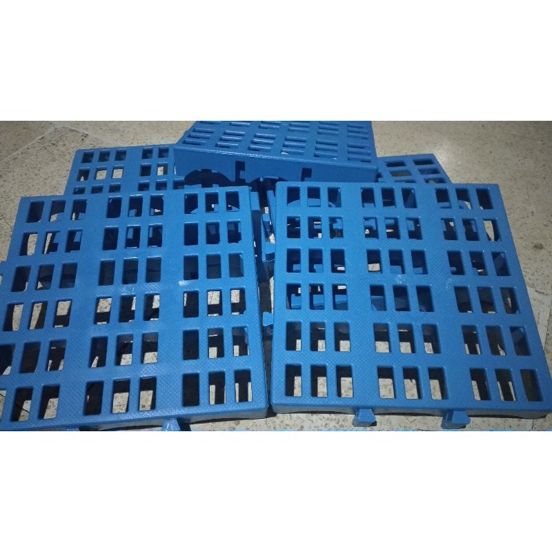 FOOTREST ALAS TATAKAN KANDANG PALET 20X20 CM KELINCI ANJING KUCING-2