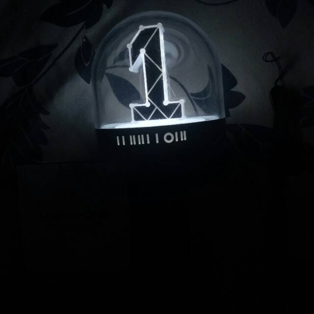Wanna One Official Lightstick Preloved.