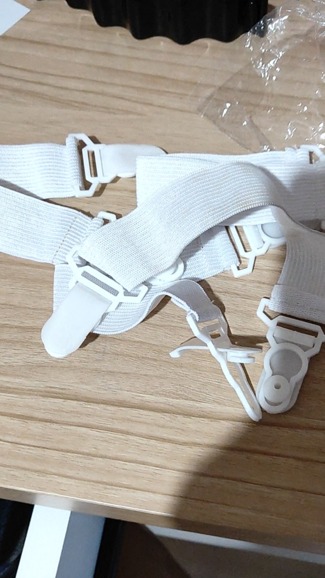 [100gr] Jepitan Sprei 4pcs Sheet Grippers Penjepit Sprei Penjepit Ujung Sprei