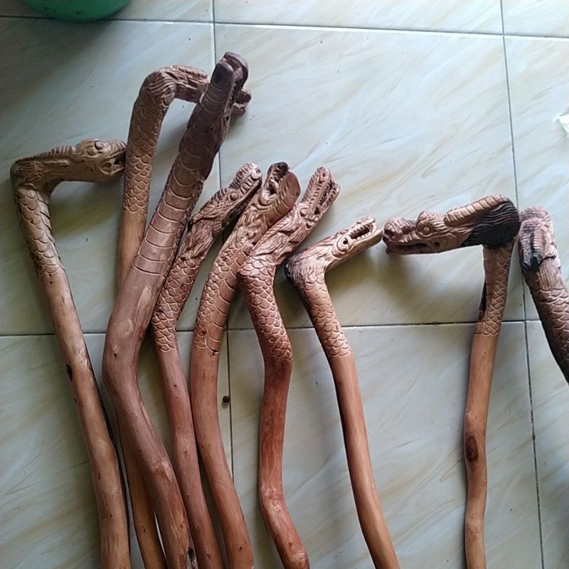 Aurabaik Tongkat Jalan Kayu Stigi Laut Ukir Ukiran Primitif Berbtuk Alami