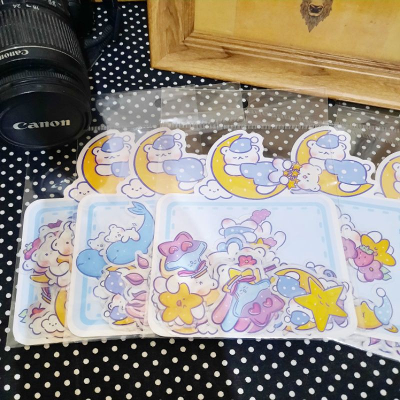 

Nara sleeper bear sticker