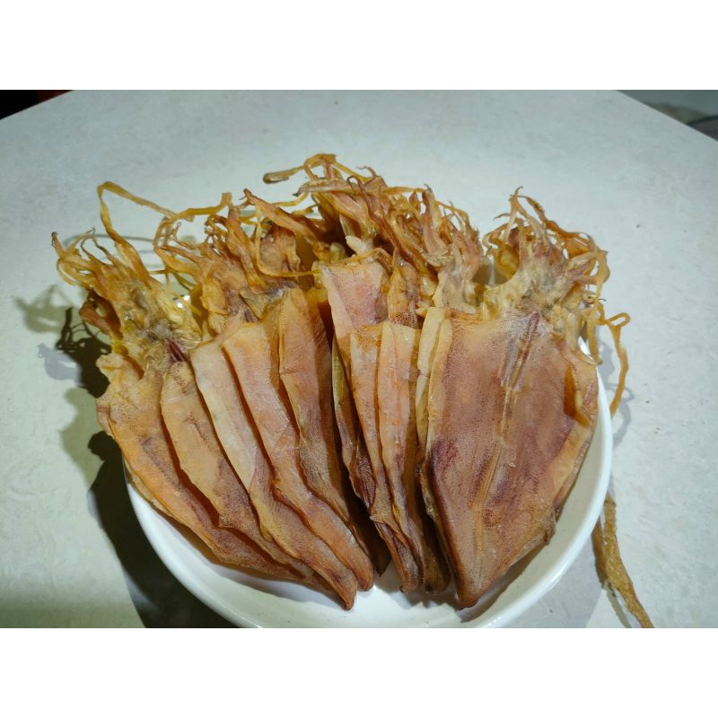 

Nos / Sotong Kering / Cumi Kering (sedang) dried cuttlefish ukuran 15cm
