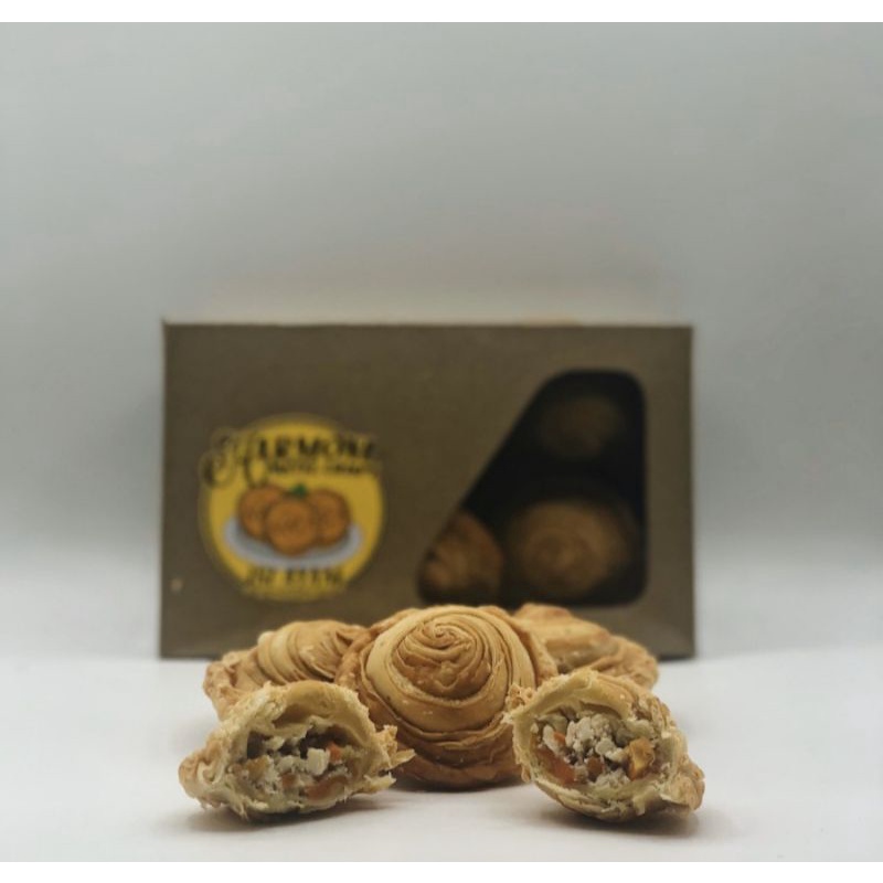 

Pastel Crispy Harmoni Isi Ayam (1 Pack isi 6)