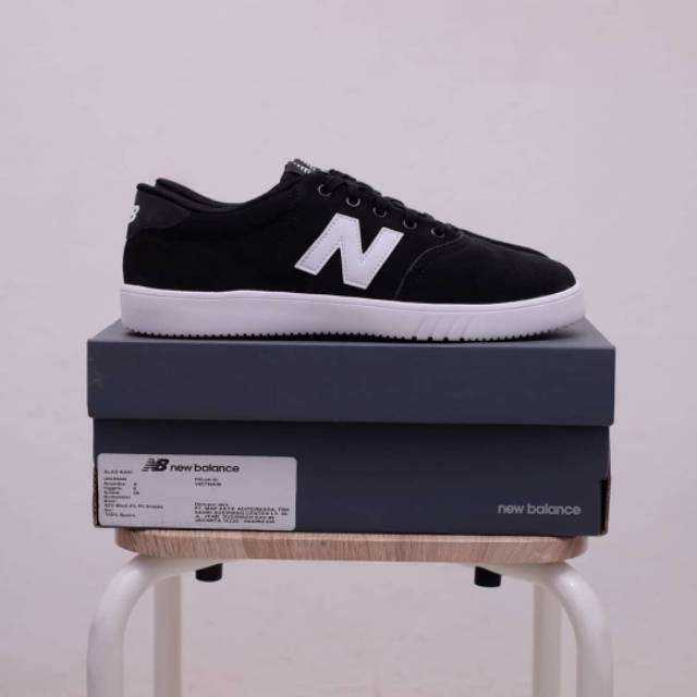 New Balance CT10 Black White