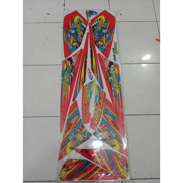 Striping variasi vixion old wanita berhijab