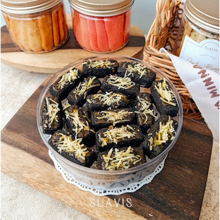 

Special Black Kaastengel