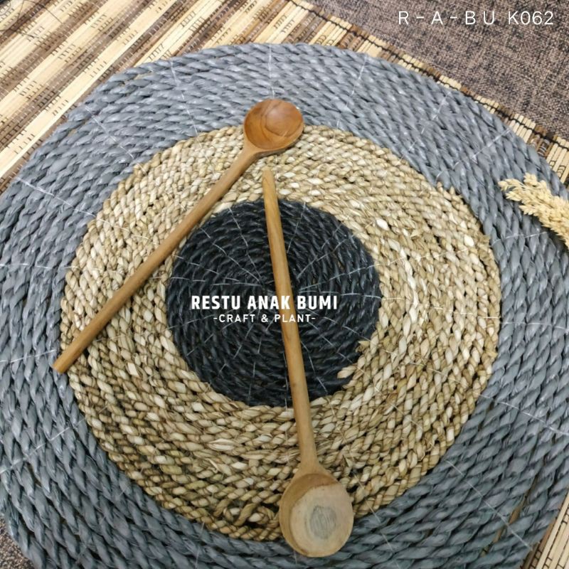 

Promo (K062) Sendok Jus Bulat 20cm Kayu Jati|Souvenir|Makan|Hadiah|Hampers Kayu|Properti Foto|Dapur