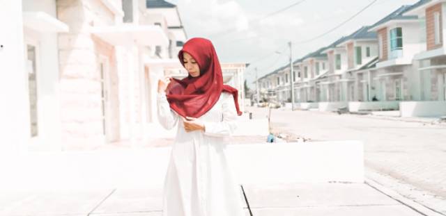 Hijab Segi Empat Cornskin