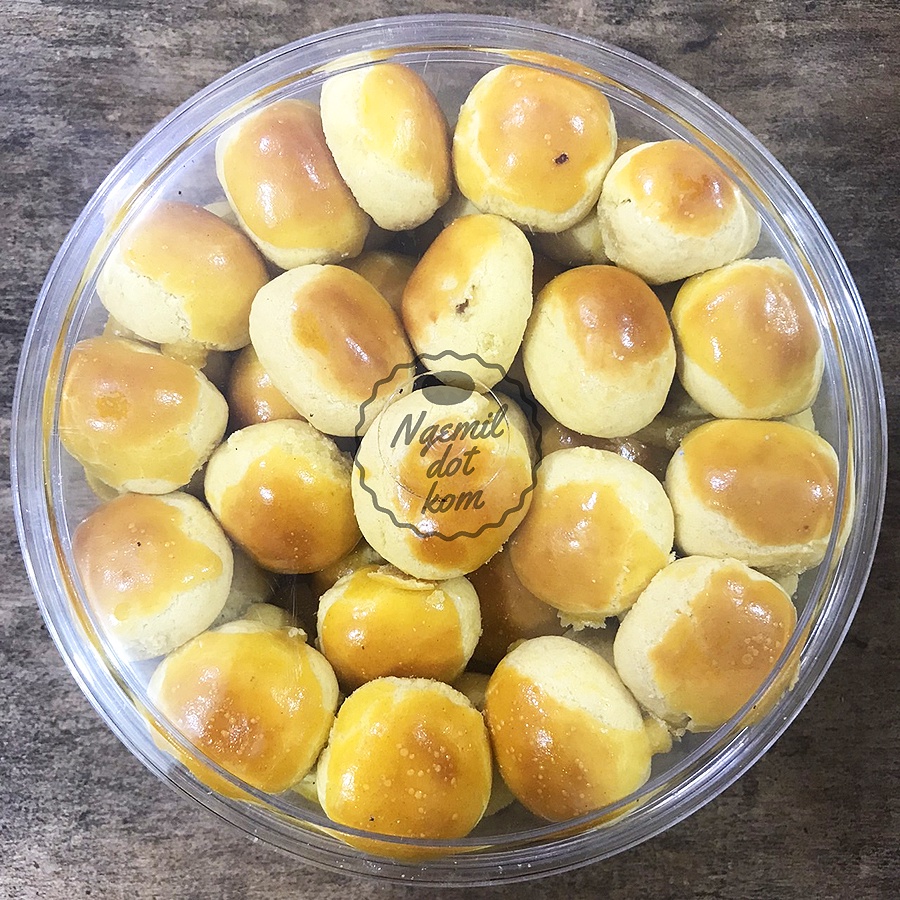 

NASTAR SPESIAL / NASTAR NANAS BULAT / NASTAR PREMIUM / KUE LEBARAN