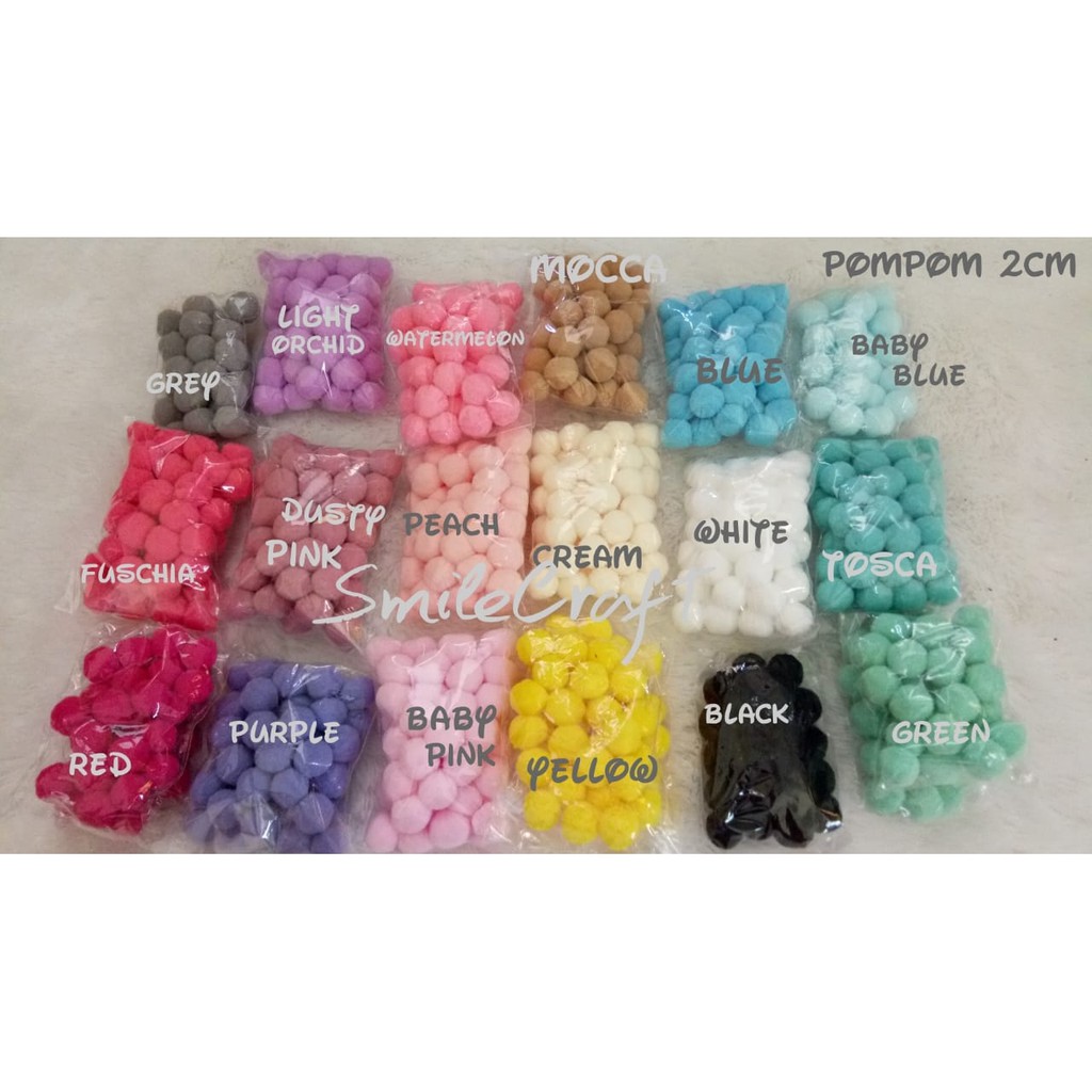 POMPOM BULU 2 CM/25pcs (hitam kosong)