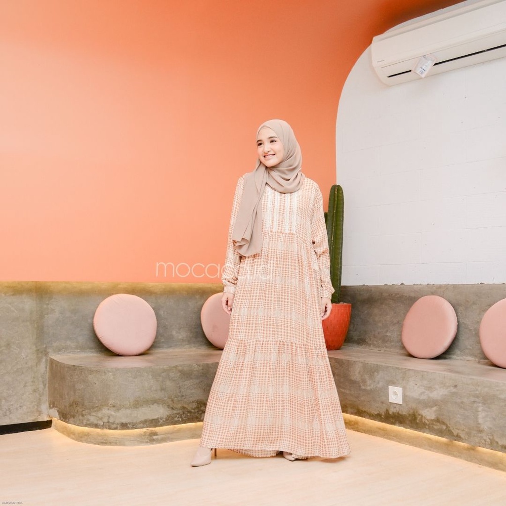 dress ootd hijab rayon motif premium renda dan sleting busui friendly lengan kerut kotak legend