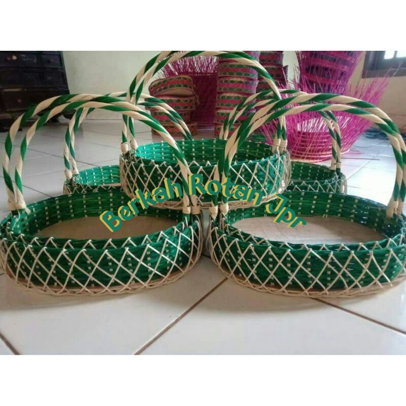 KERANJANG PARCEL ROTAN 1 SET ISI 2 MODEL NANAS/KERANJANG BUAH/KERANJANG HANTARAN/SESERAHAN/KERANJANG