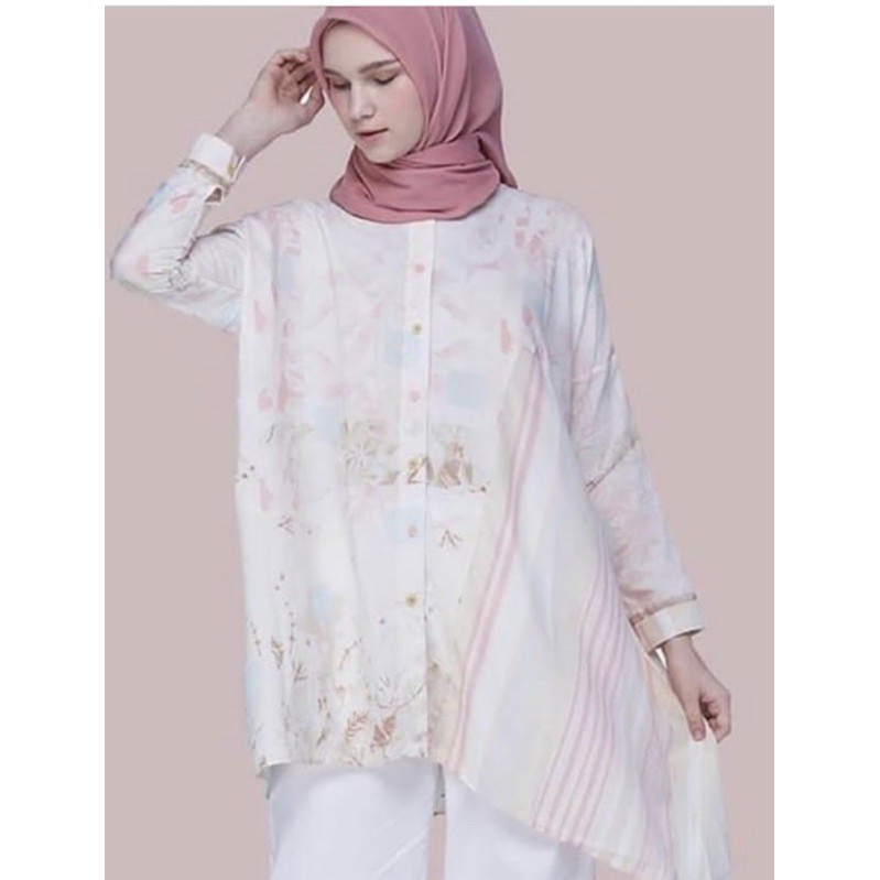 Charon Top by Riamiranda