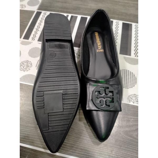 Pansus Wanita Model  Flatshoes