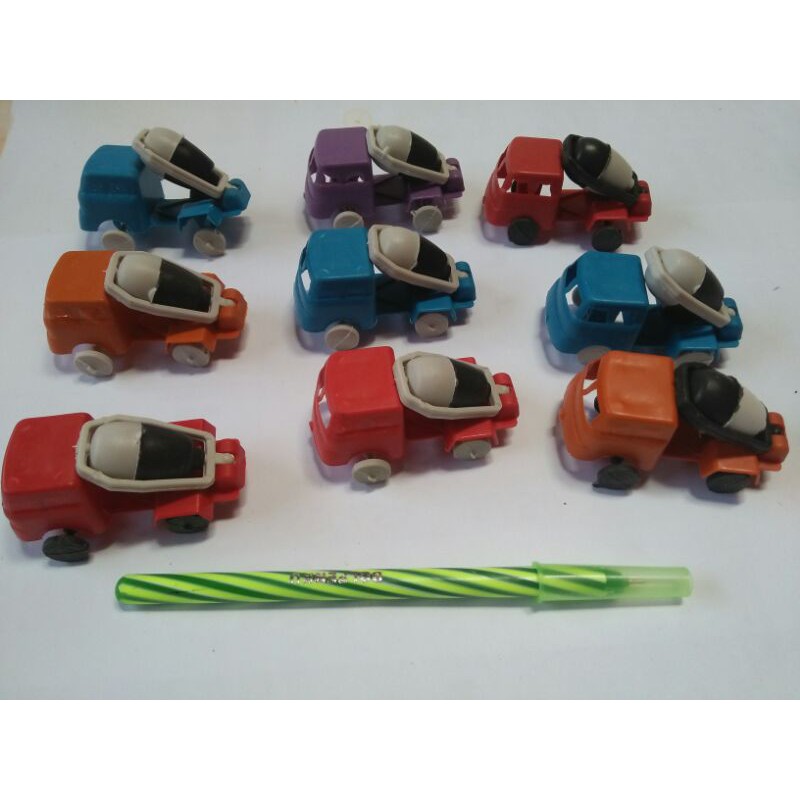10 pcs truk mini campur/ grosir mainan murah.