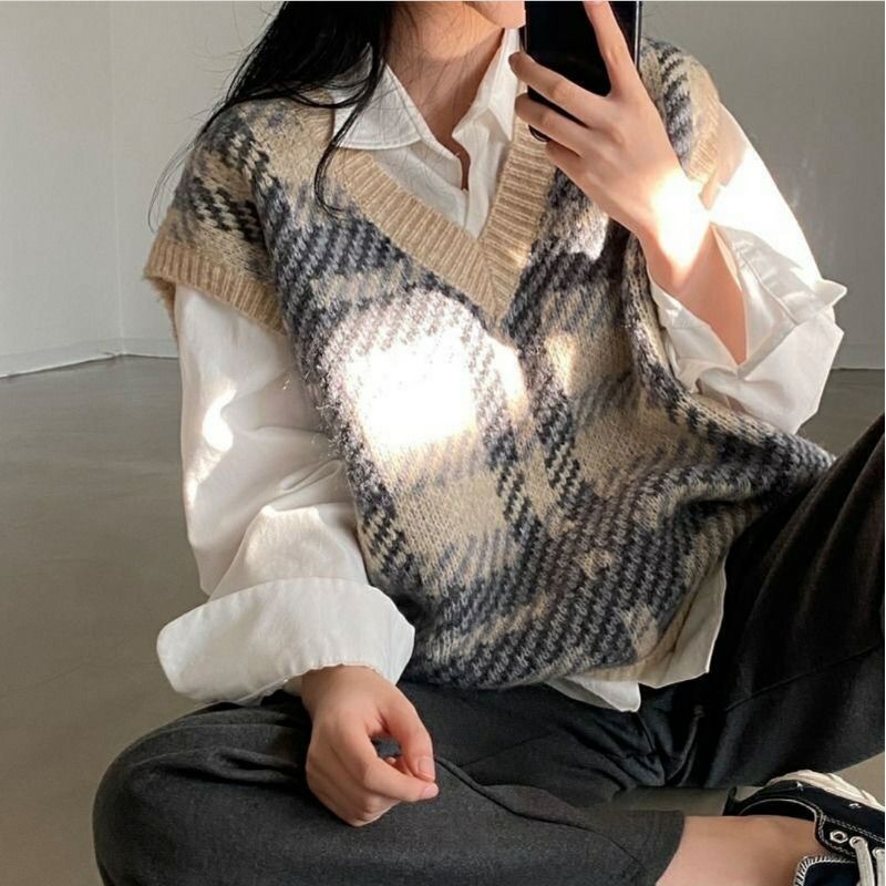 WOMAN WINTER AUTUMN KNIT VEST QUE IMPORT OUTERWEAR KNITWEAR ROMPI RAJUT WANITA MUSIM DINGIN IMPOR