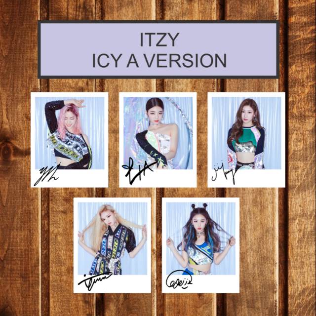 SIGNED KPOP POLAROID ITZY ICY SINGLE