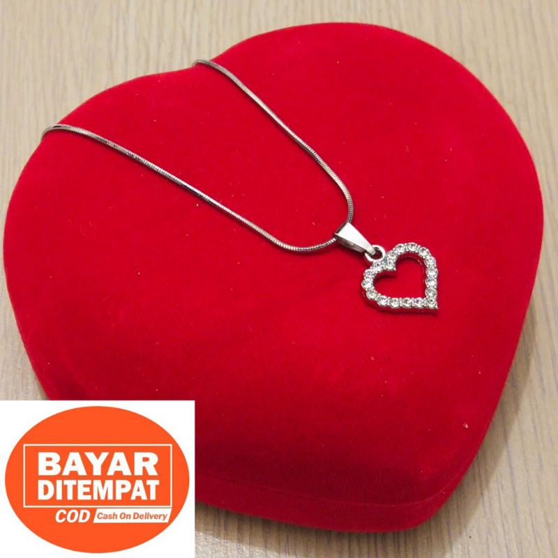 Kalung Titanium Anti Karat Bandul Love Bolong Terbaru Pria/wanita