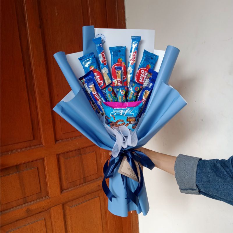 

SNACK BOUQUET BLUE THEME | buket makanan